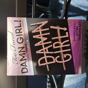 Too Faced Damn Girl! Shamelessly Extra Hair PIN Set